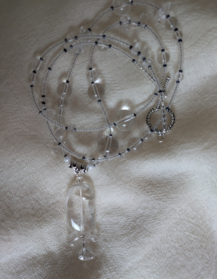 Cristal de roche (64 cm).