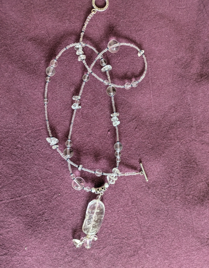 Cristal de roche (64 cm).