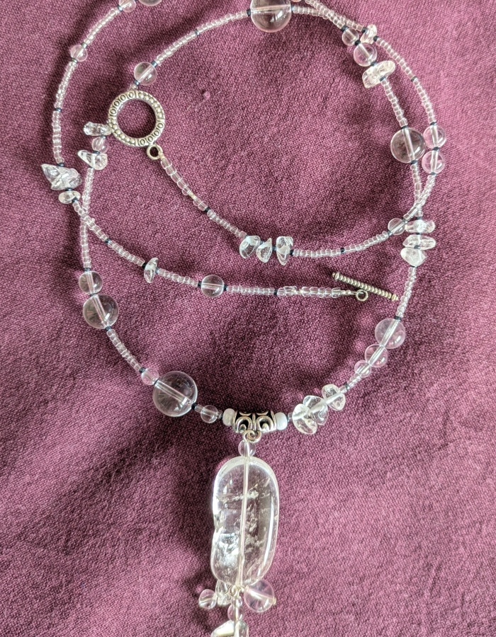 Cristal de roche (64 cm).