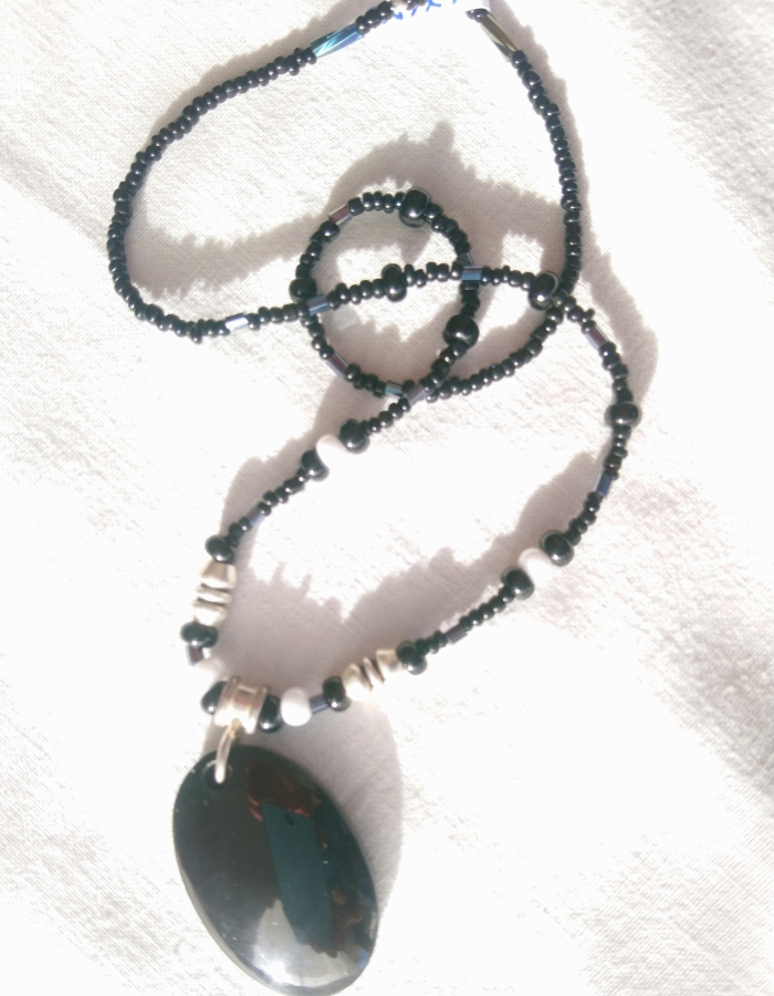 Obsidienne noire.